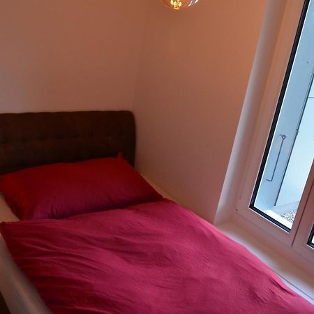 Guesthouse Meitschi Thun - Contactless Self Check-In Exterior foto